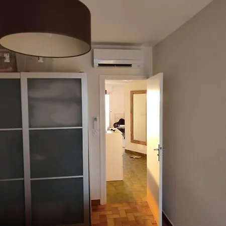 Le Traversant- View And Seaside With Air Conditioning! 度假居 *